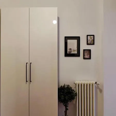 Tibaldi Navigli House